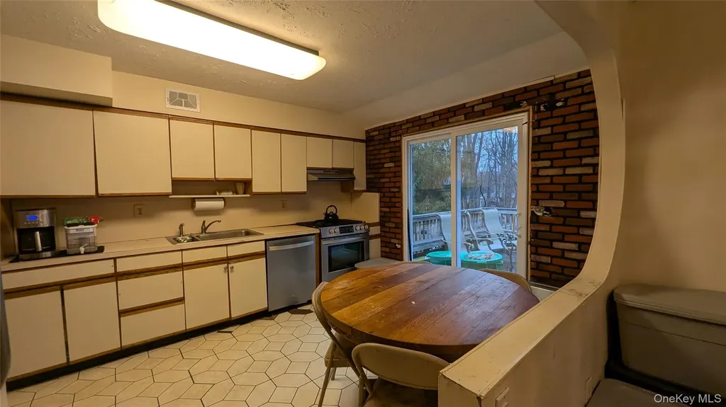 135 Sunset Road Blauvelt NY 10913