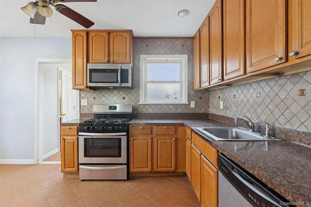 14 Tilrose Avenue Oceanside NY 11572