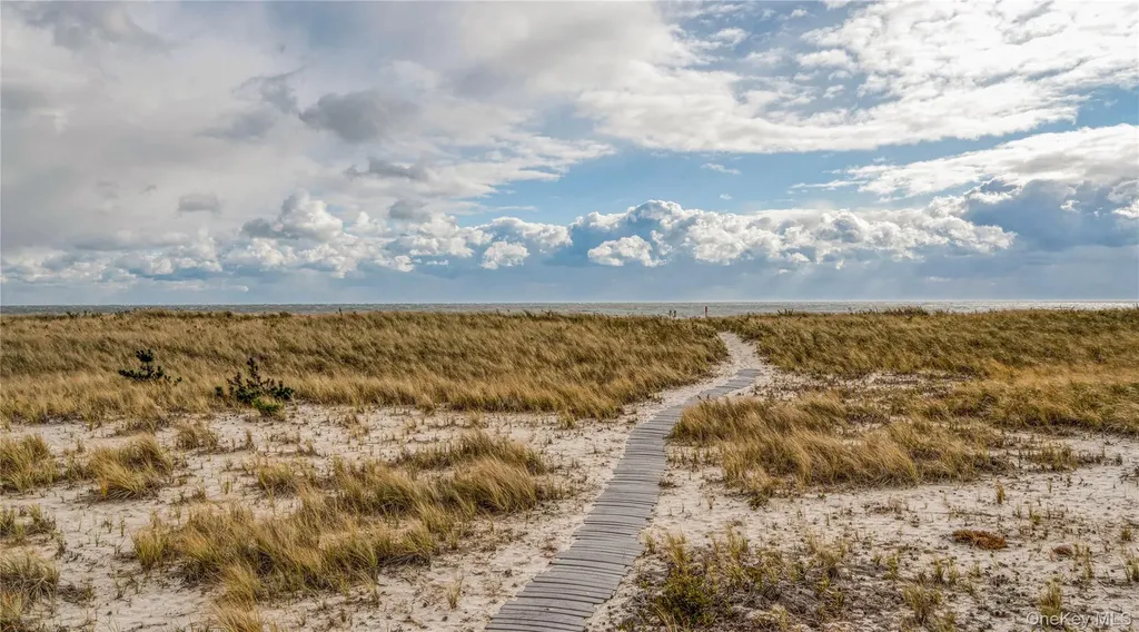281 Dune Road Westhampton Beach NY 11978