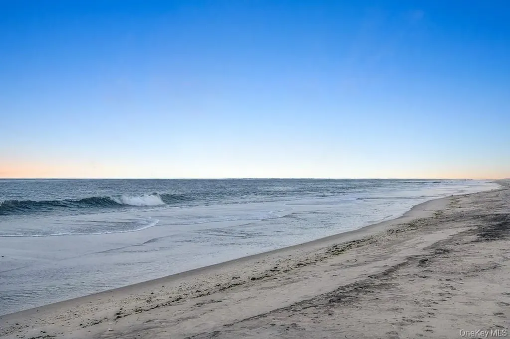 281 Dune Road Westhampton Beach NY 11978