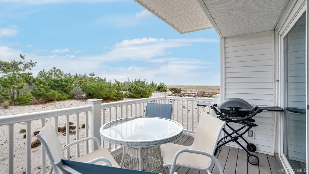 281 Dune Road Westhampton Beach NY 11978