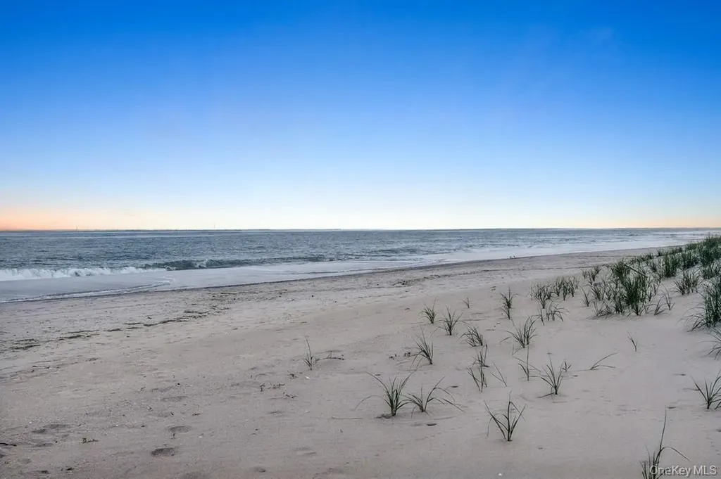281 Dune Road Westhampton Beach NY 11978