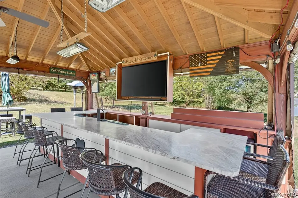 2 Harcourt Cosman Drive Newburgh NY 12550
