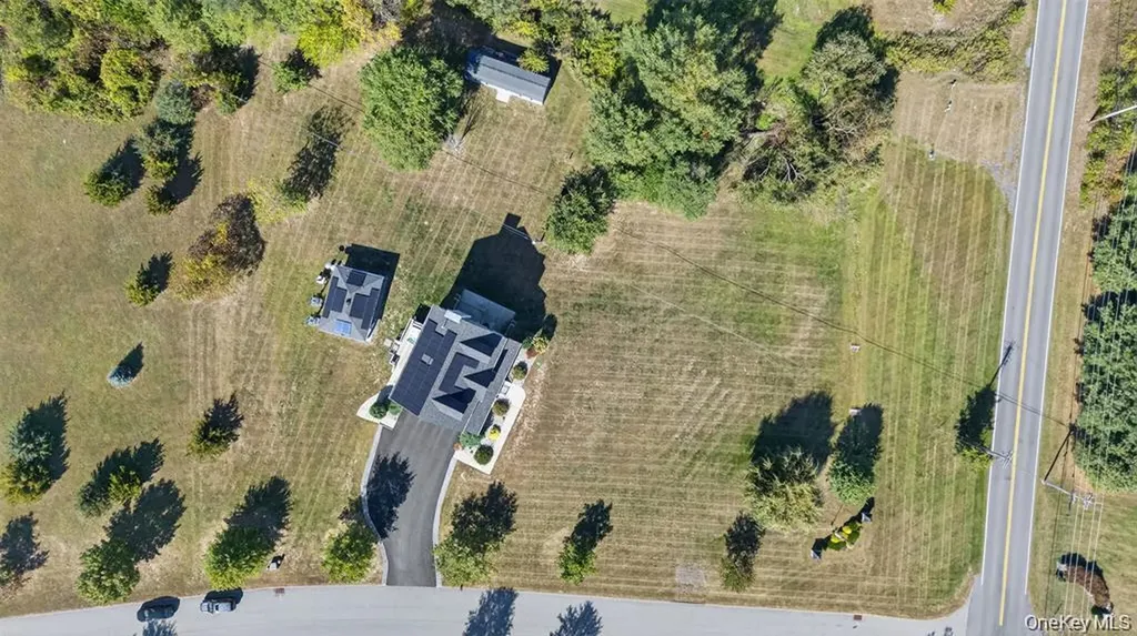 2 Harcourt Cosman Drive Newburgh NY 12550