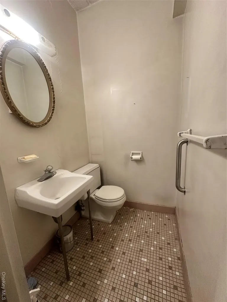 160 Academy Street Poughkeepsie NY 12601