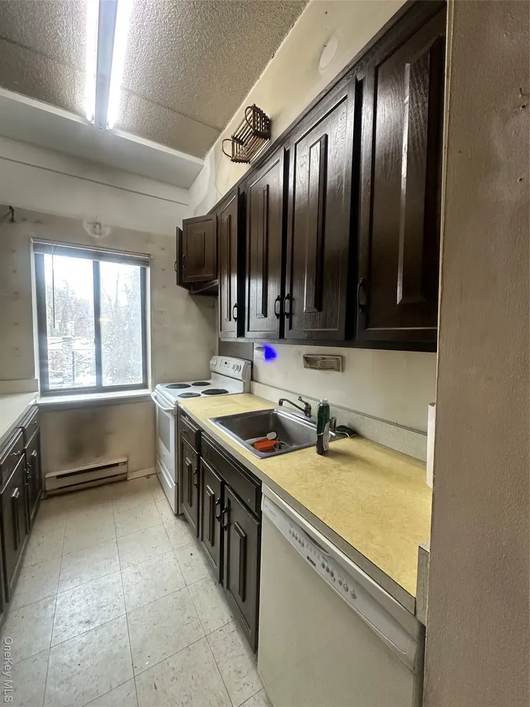 160 Academy Street Poughkeepsie NY 12601