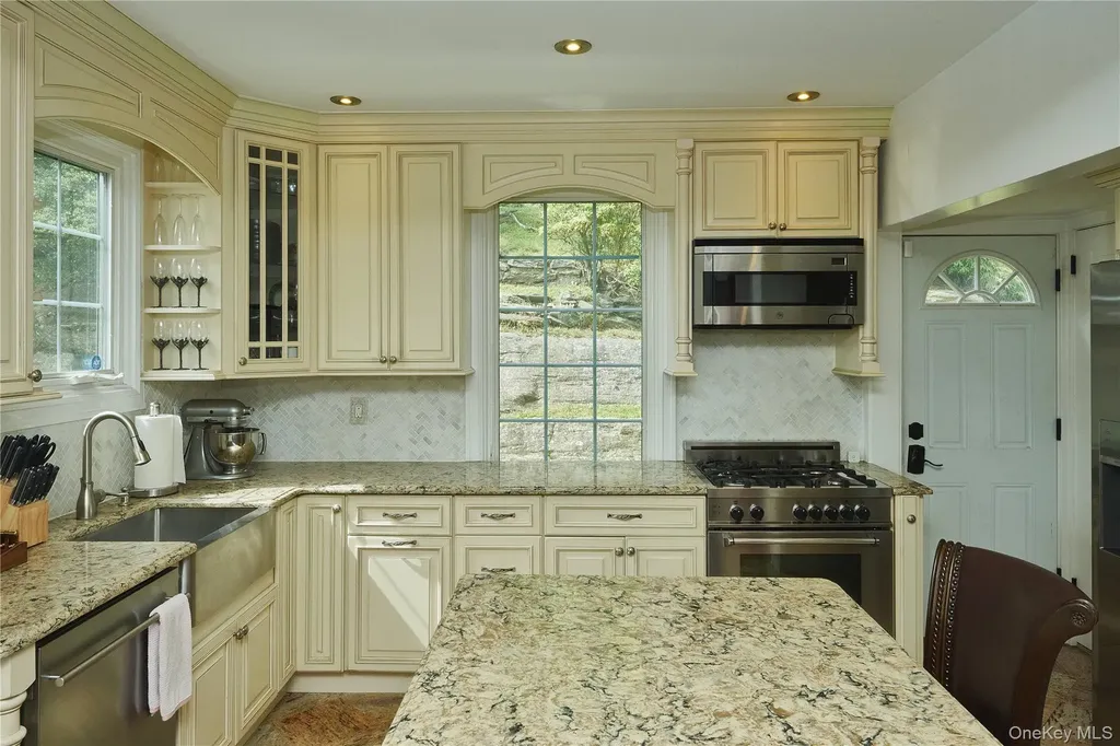 7 Avondale Road Yonkers NY 10710