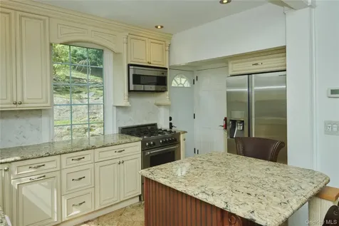 7 Avondale Road Yonkers NY 10710