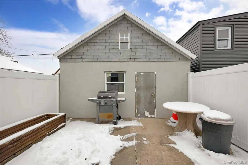 6451 59th Avenue Maspeth NY 11378