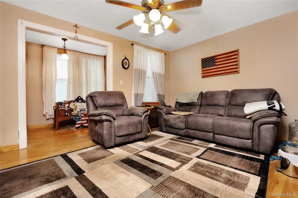 6451 59th Avenue Maspeth NY 11378
