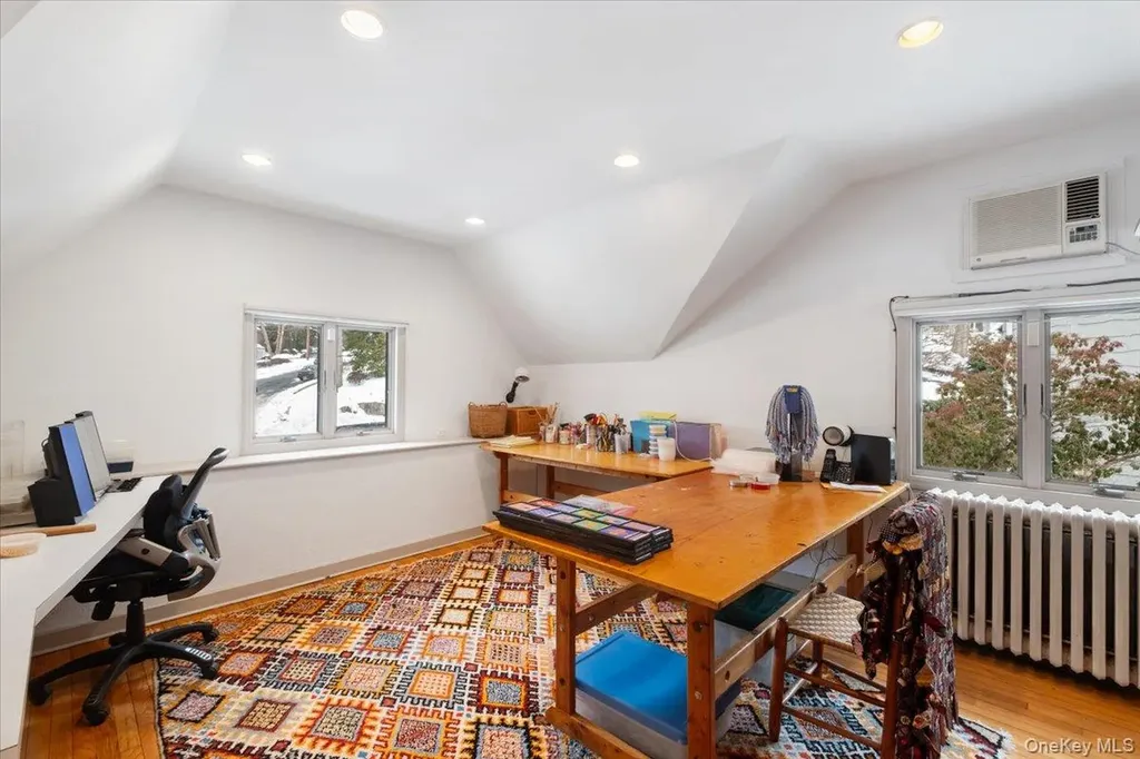 36 Stoneyside Drive Larchmont NY 10538