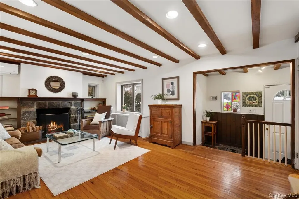 36 Stoneyside Drive Larchmont NY 10538
