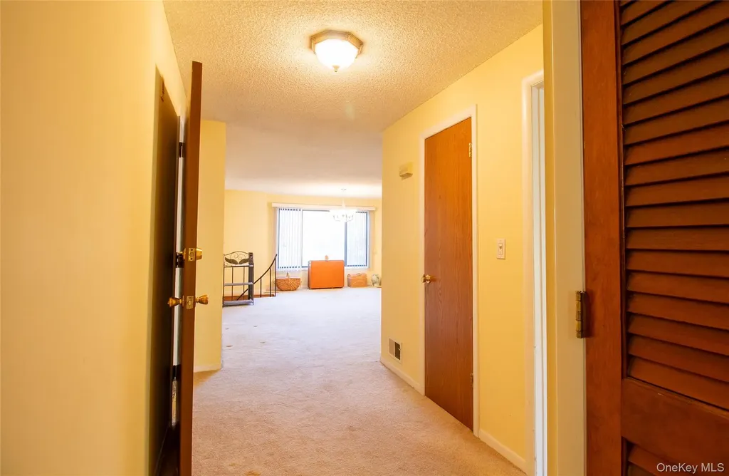 38 Chester Lane Nanuet NY 10954