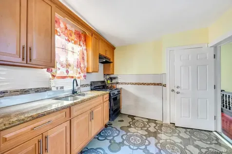 95-26 86th Street Ozone Park NY 11416