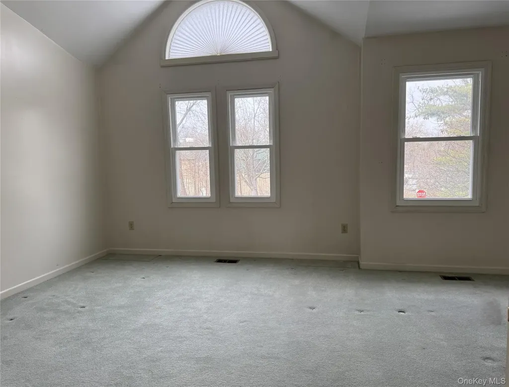 3 Mews Court Fishkill NY 12524
