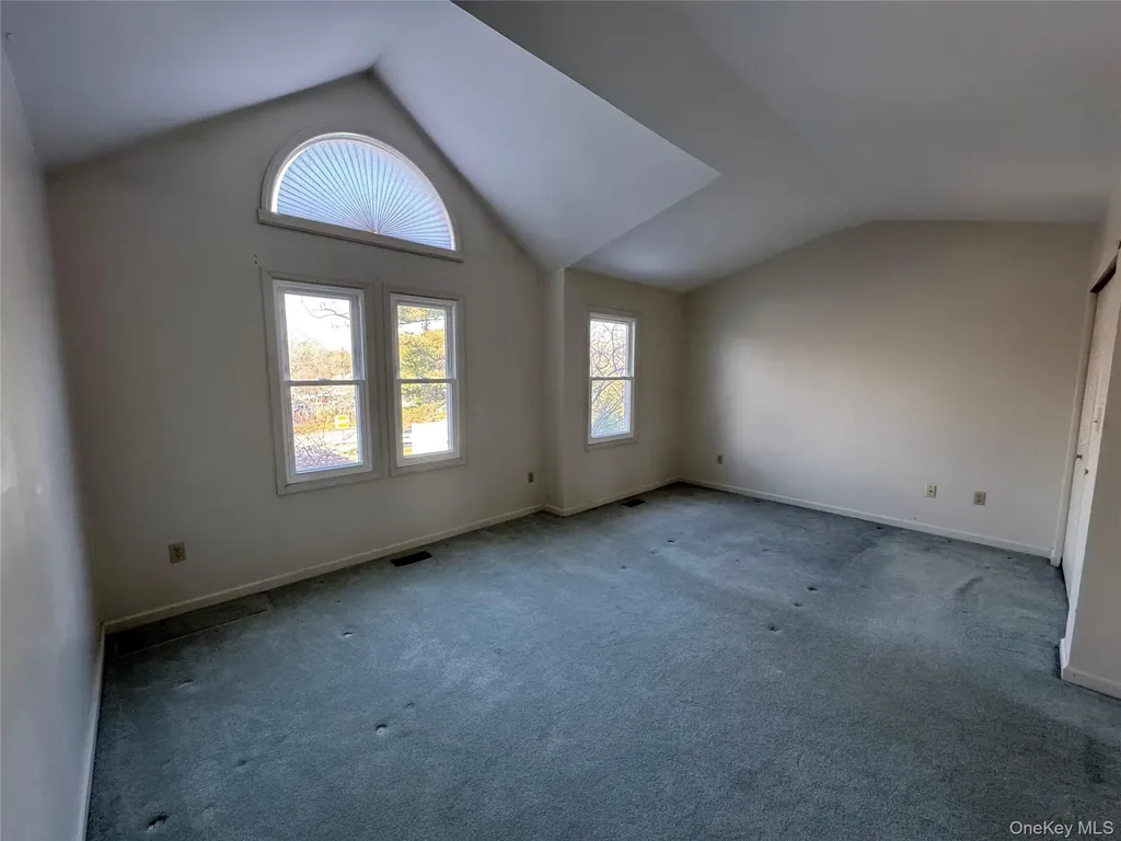 3 Mews Court Fishkill NY 12524