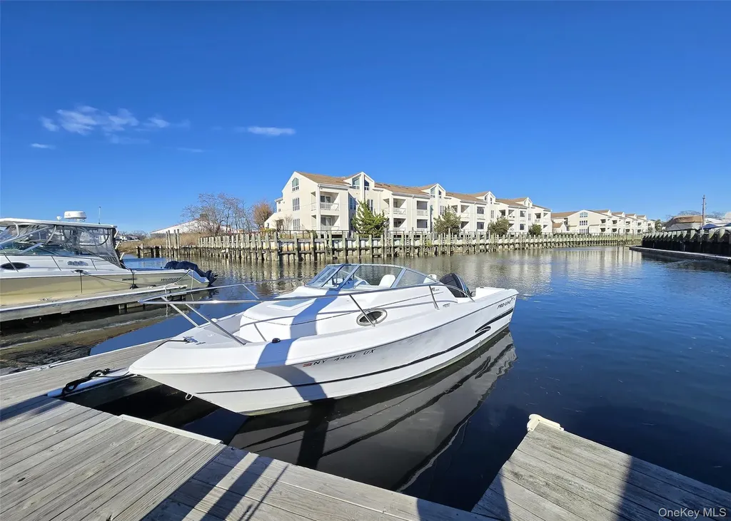 47 Anchor Street Freeport NY 11520