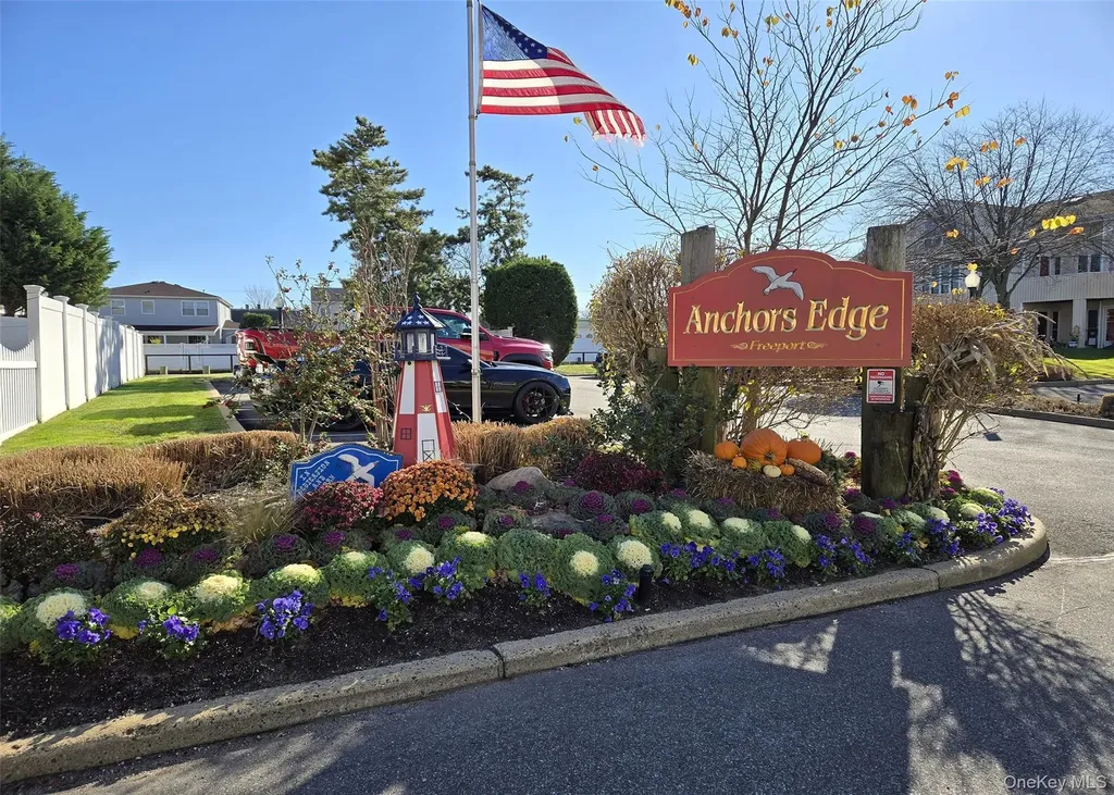47 Anchor Street Freeport NY 11520