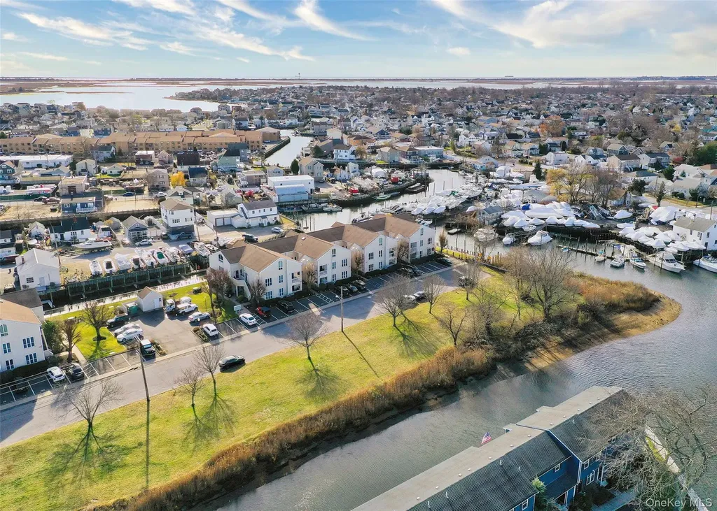 47 Anchor Street Freeport NY 11520
