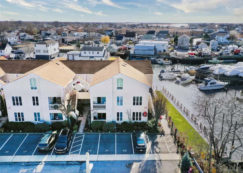 47 Anchor Street Freeport NY 11520
