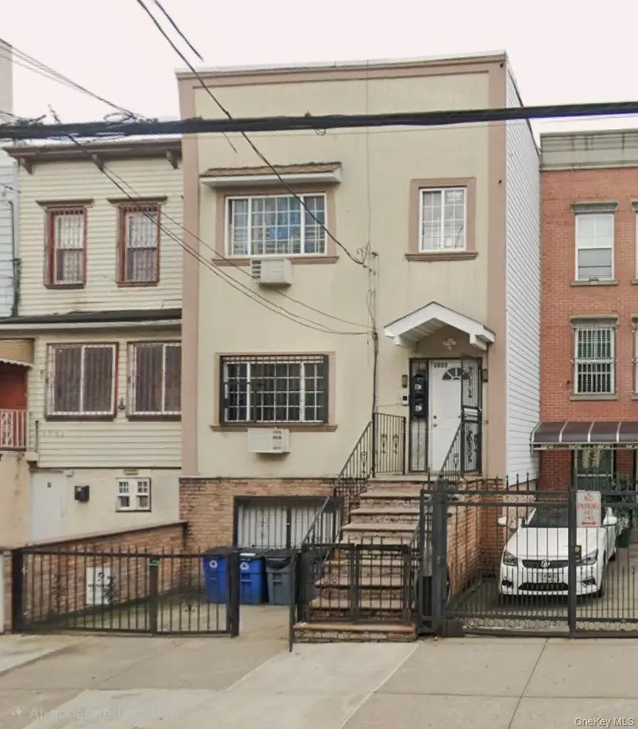 1333 Chisholm Street Bronx NY 10459