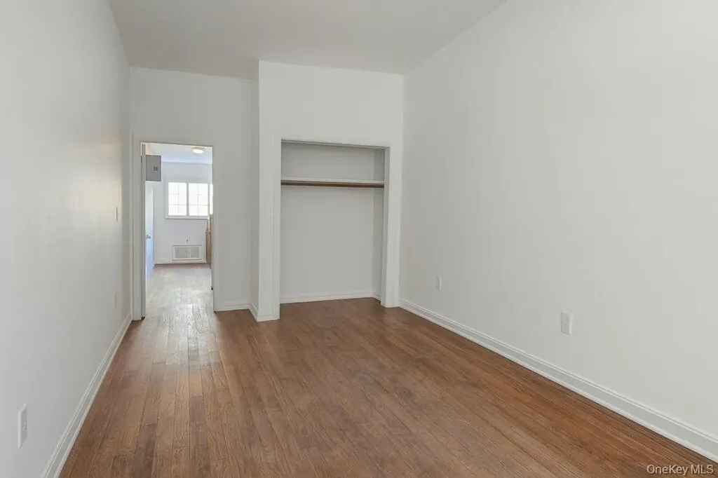 1333 Chisholm Street Bronx NY 10459
