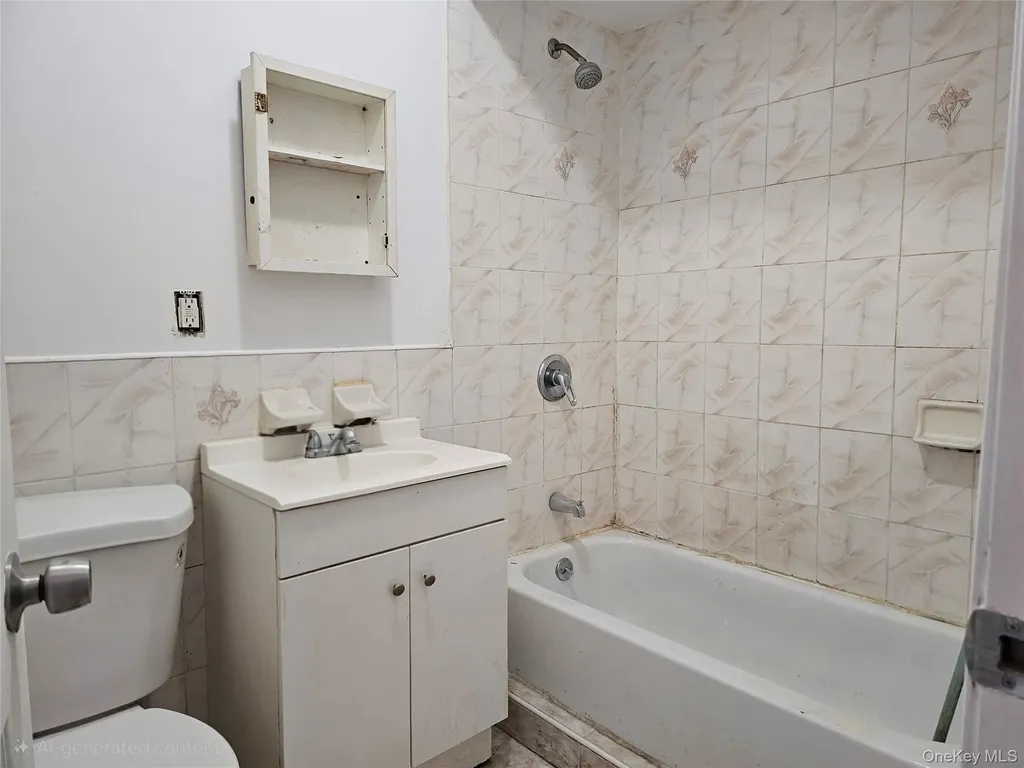 1333 Chisholm Street Bronx NY 10459