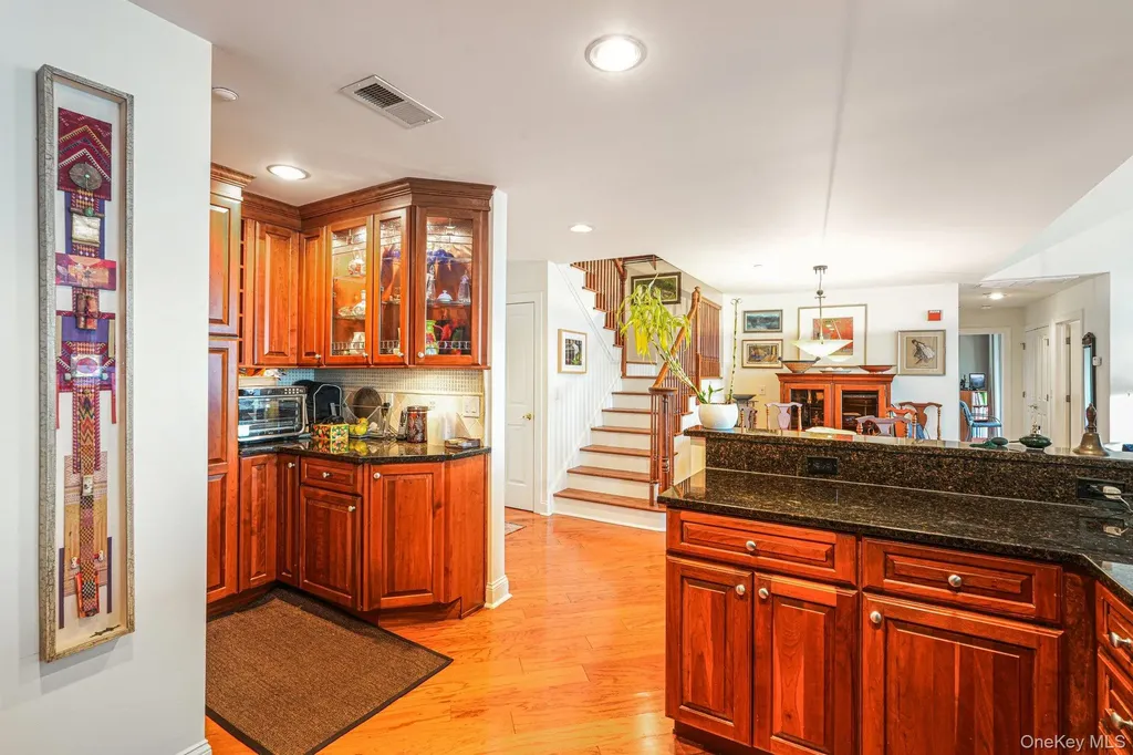 1414 Round Pointe Drive Haverstraw NY 10927