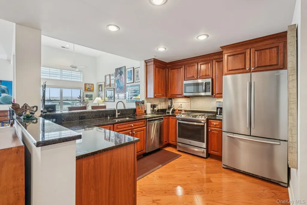 1414 Round Pointe Drive Haverstraw NY 10927