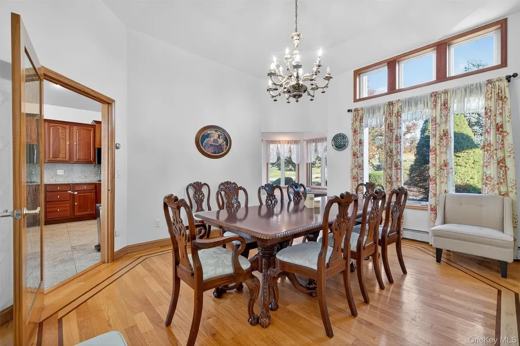 30 Heather Court Middletown NY 10941