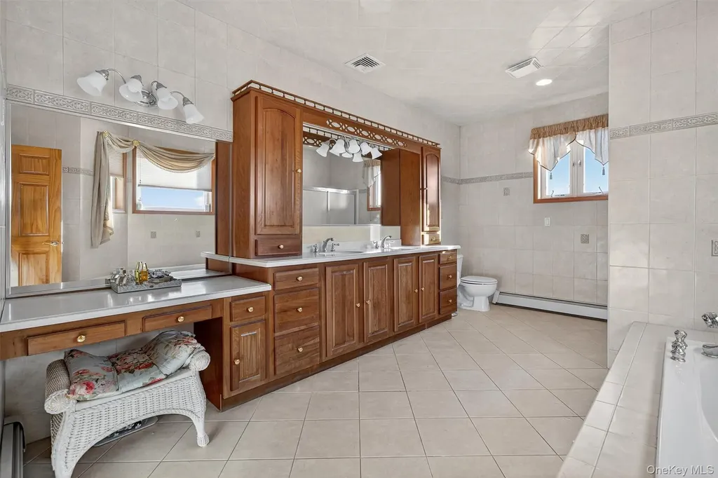 30 Heather Court Middletown NY 10941