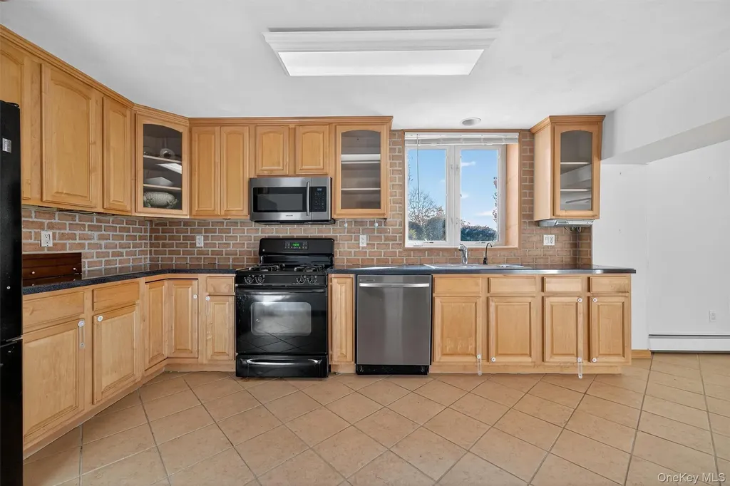 30 Heather Court Middletown NY 10941