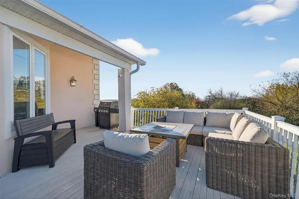 30 Heather Court Middletown NY 10941