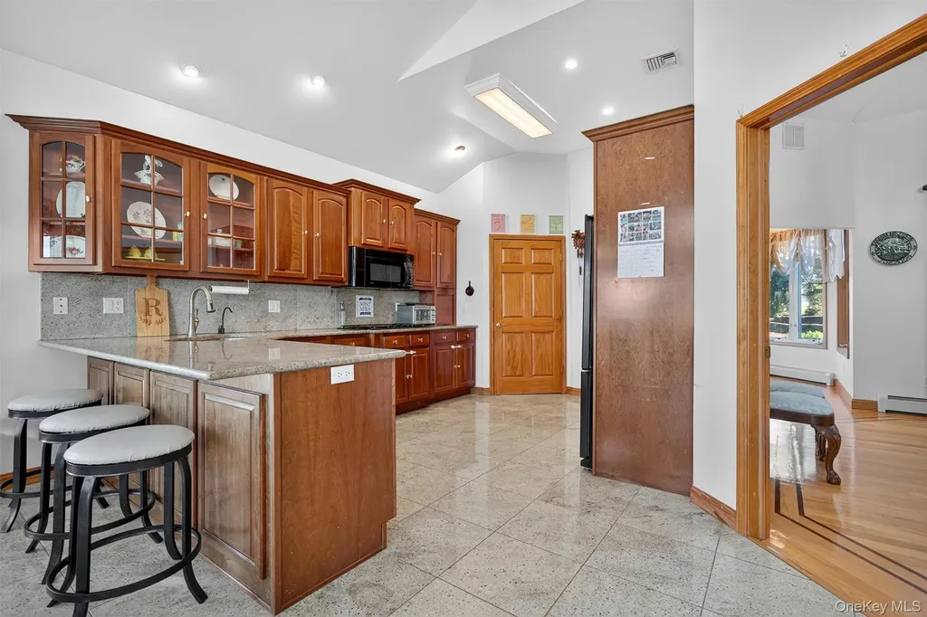 30 Heather Court Middletown NY 10941