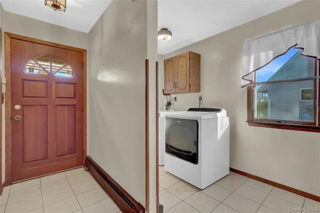 2 Welcome Lane Wantagh NY 11793