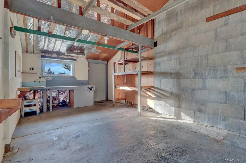 2 Welcome Lane Wantagh NY 11793