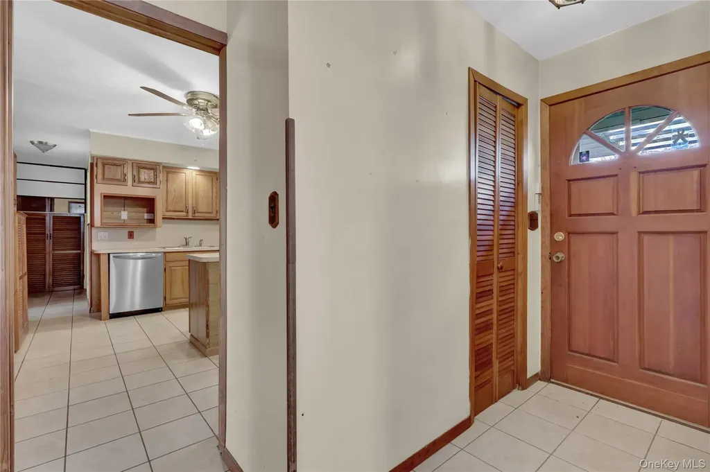 2 Welcome Lane Wantagh NY 11793