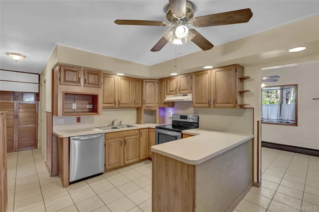 2 Welcome Lane Wantagh NY 11793