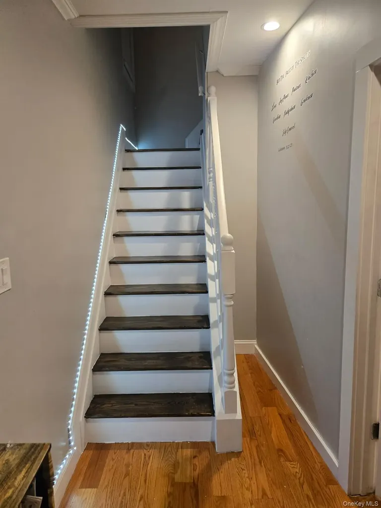 19456 114th Road Saint Albans NY 11412