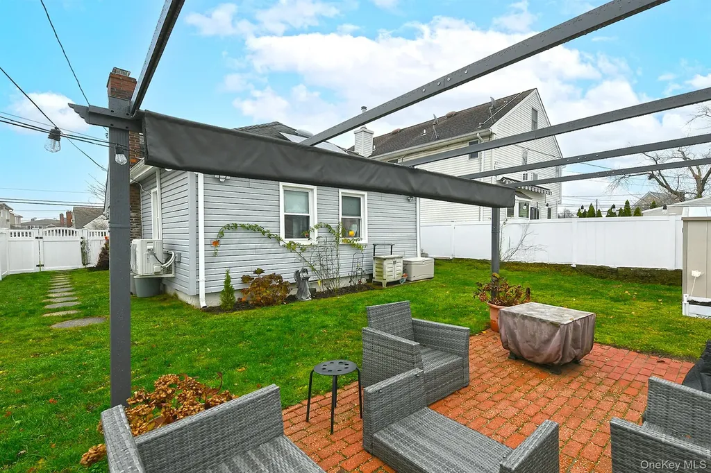 2704 Beach Drive Merrick NY 11566
