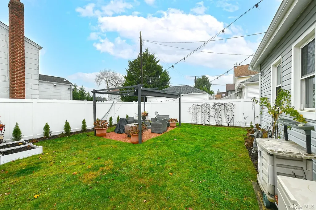2704 Beach Drive Merrick NY 11566