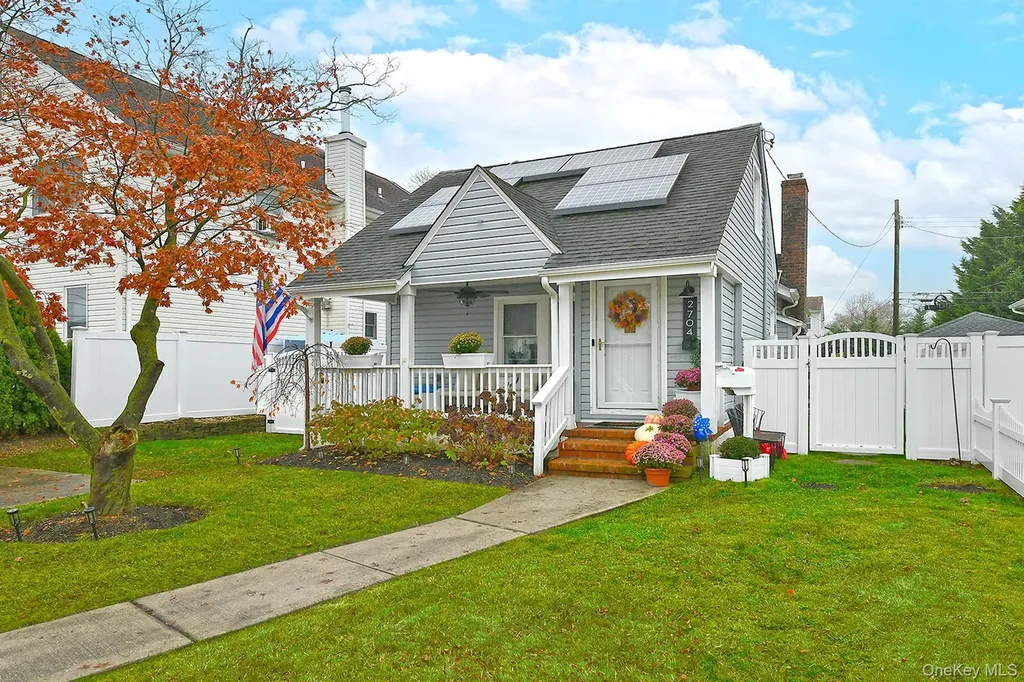 2704 Beach Drive Merrick NY 11566