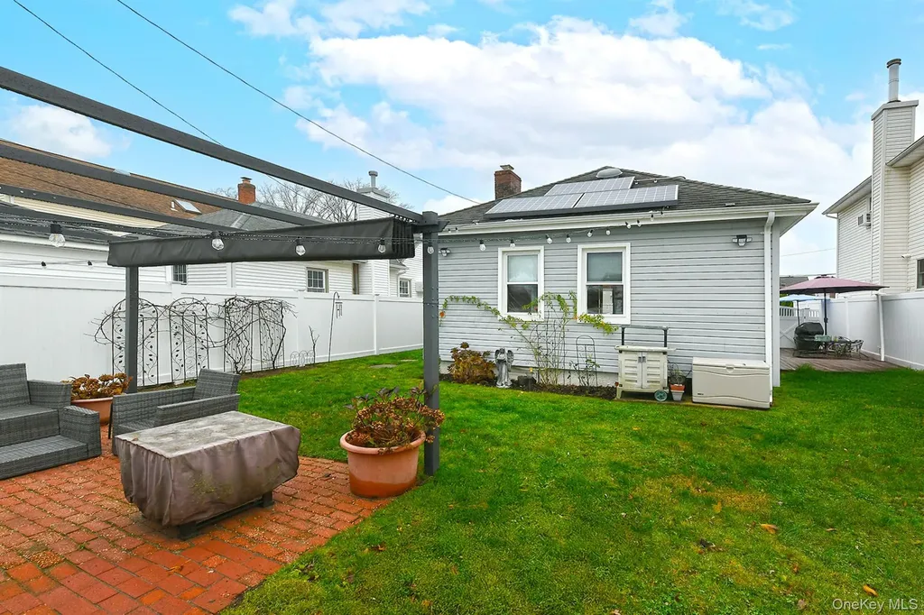 2704 Beach Drive Merrick NY 11566