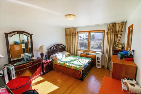 21115 48th Avenue Bayside NY 11364