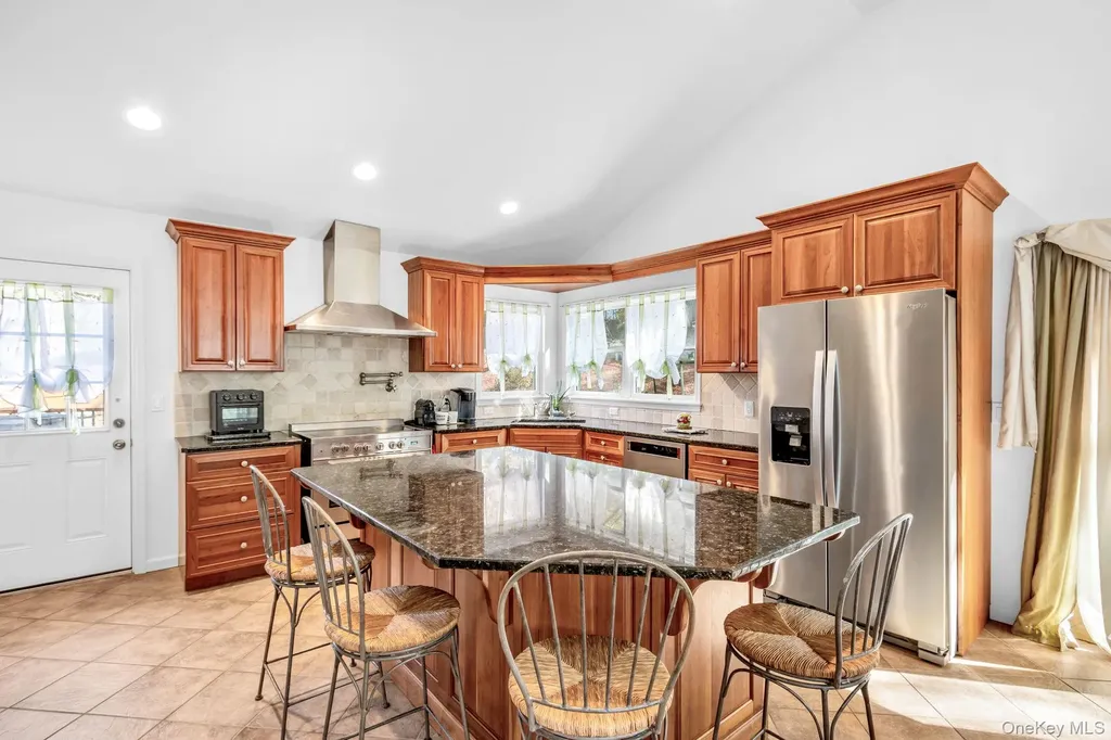 34 Steiner Drive Mahopac NY 10541
