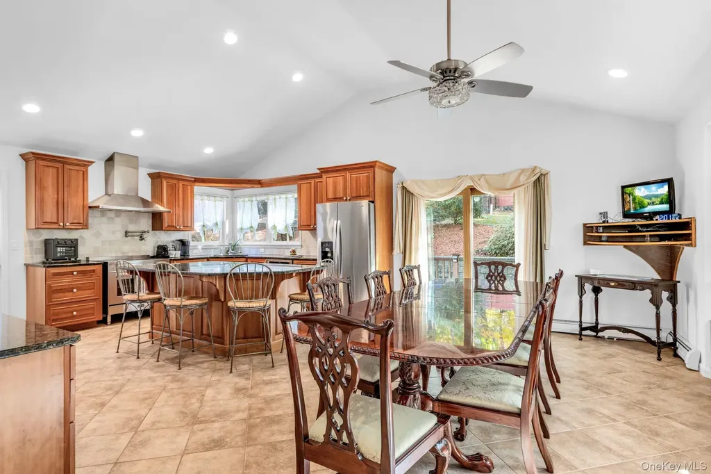34 Steiner Drive Mahopac NY 10541