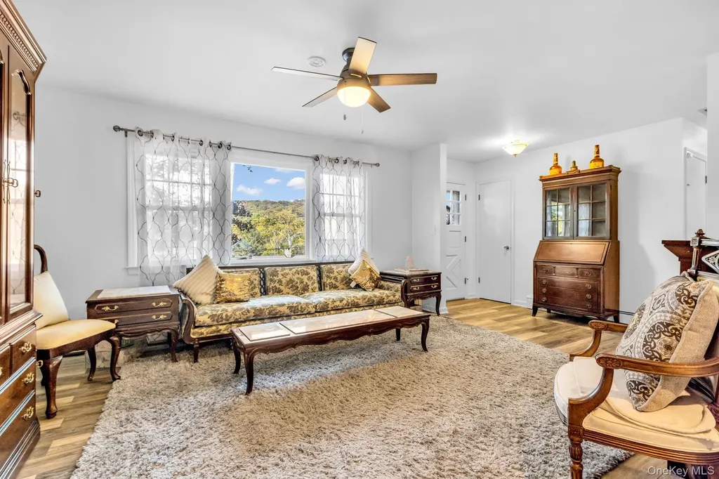 34 Steiner Drive Mahopac NY 10541