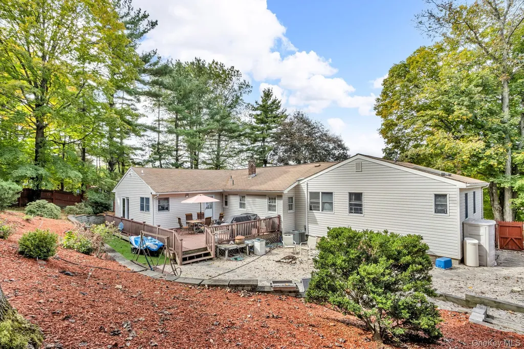 34 Steiner Drive Mahopac NY 10541