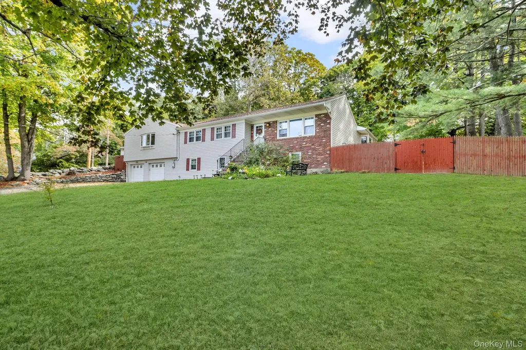 34 Steiner Drive Mahopac NY 10541