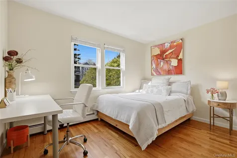 166 Highview Street Mamaroneck NY 10543